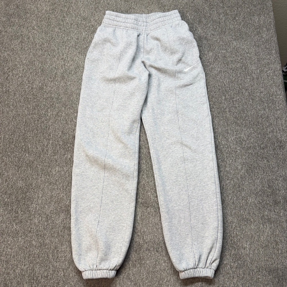 Nike Sportswear Essential Fleece Joggers Grey BV4089-063 Mens XS Pintuck Pants